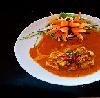 a_chicken__with_red_curry